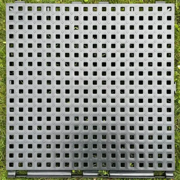 Bodenfliese IsabellaFloor, gelocht, 50 x 50 cm Preisreduziert