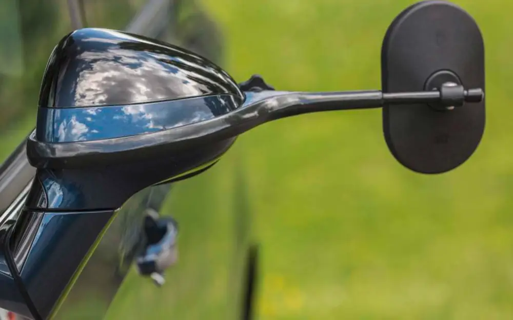 Emuk Wohnwagenspiegel für Mercedes B-Kl. W247 ab 12/18, C-Kl. ab 02/14-02/21, CLS-Kl. C257 ab 03/18, E-Kl. W213, S213, X213, C238, GLA-Kl. H247 ab 04/20, S-Kl. W222 ab 07/13-08/20, EQC (N293) ab 05/19, GLB X247 ab 09/19, GLC X253 ab 10/15-07/22, C238 Expressversand