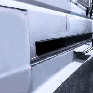 Isabella Campervan Windblende und Radkastenabdeckung Echt
